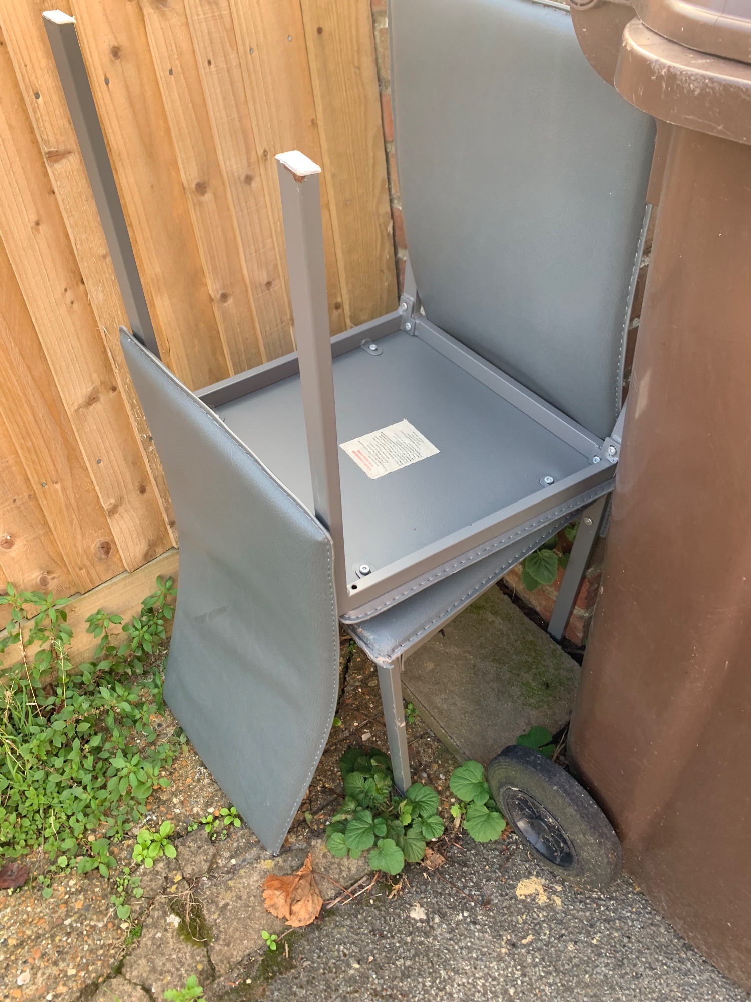 Customer photo of a furniture or appliances job, about a quarter van
